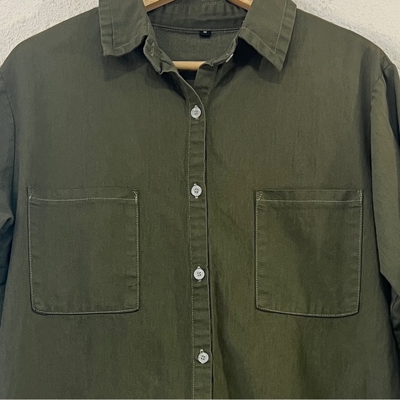 No Brand Womens Olive Green Button Up Top Size Medium Oversized Fit - Picture 3 of 4